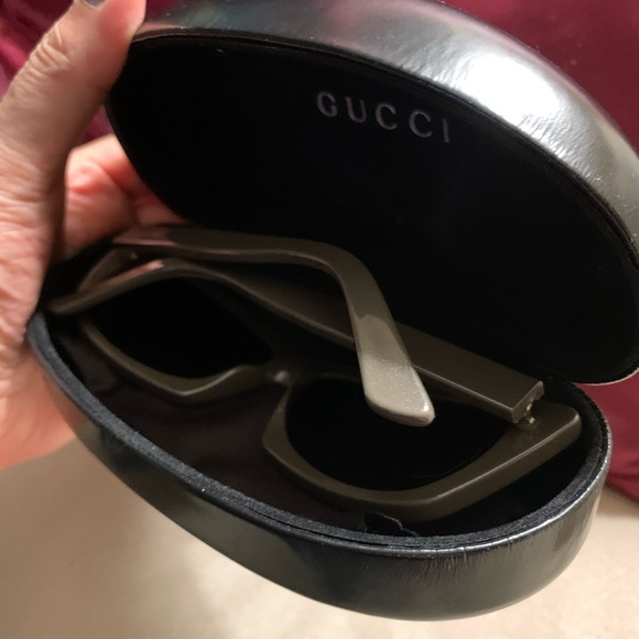 Gucci Sunglasses - Picture 10 of 14